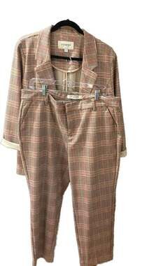 Liverpool Los Angeles Plaid 2-Piece Pant Suit Set - Blazer and Trousers